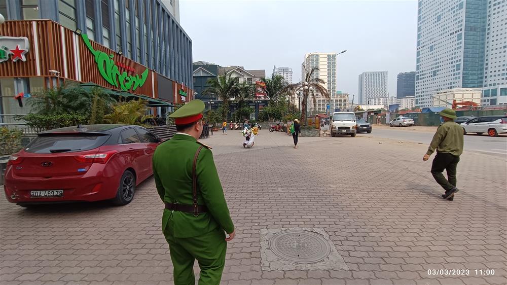 Phường Yên Hòa (Cầu Giấy, Hà Nội) ra quân “giải phóng” các tuyến phố